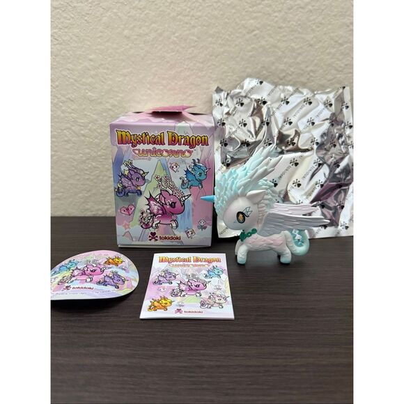 tokidoki Accessories - Tokidoki Mystical Dragon Unicorno Blind Box Figure - Feather Dragon
